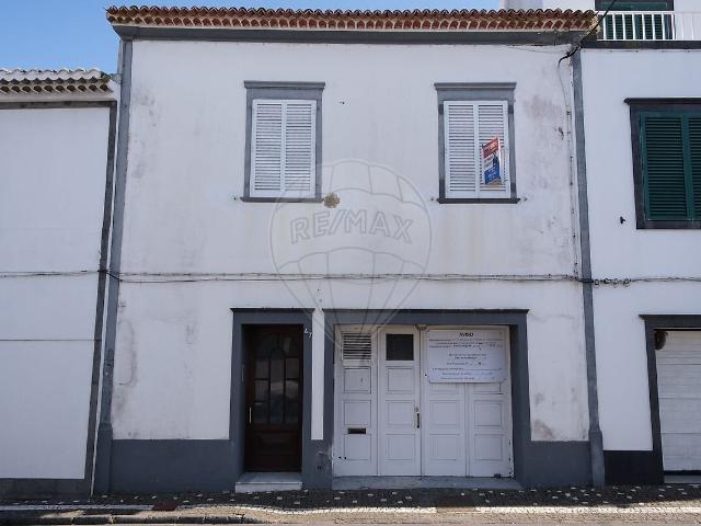 Casa venda em Rosto do Cão (São Roque), Ponta Delgada