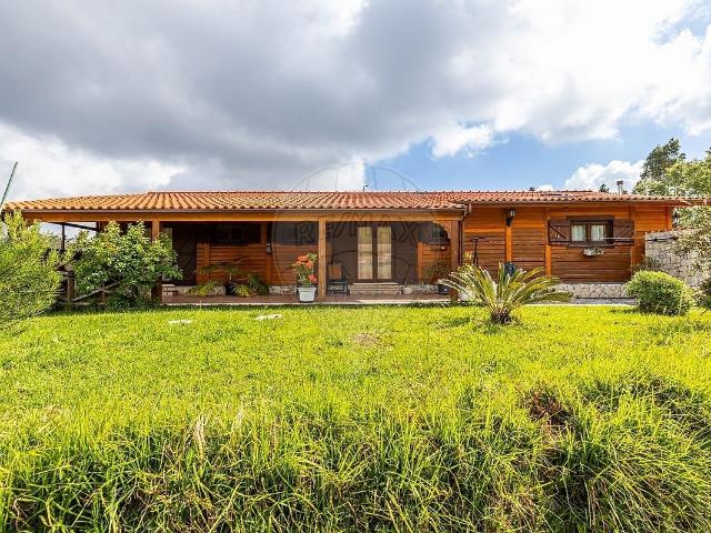 Casa venda em São Mamede, Batalha