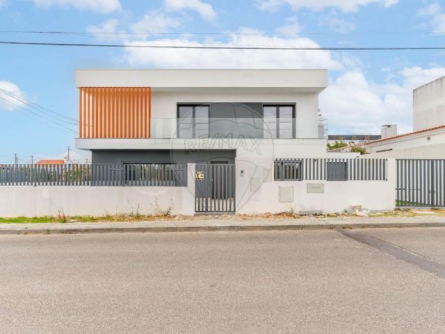 Casa venda em Azeitão (São Lourenço e São Simão), Setúbal