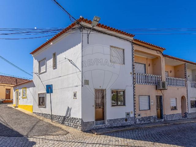 Casa venda em Bairro 20 de Maio, Vendas Novas