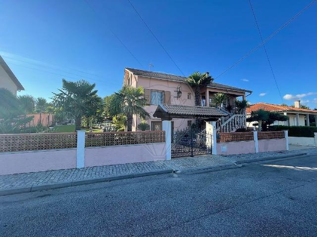 Casa venda em Alhais, Vila Nova de Paiva, Alhais e Fráguas