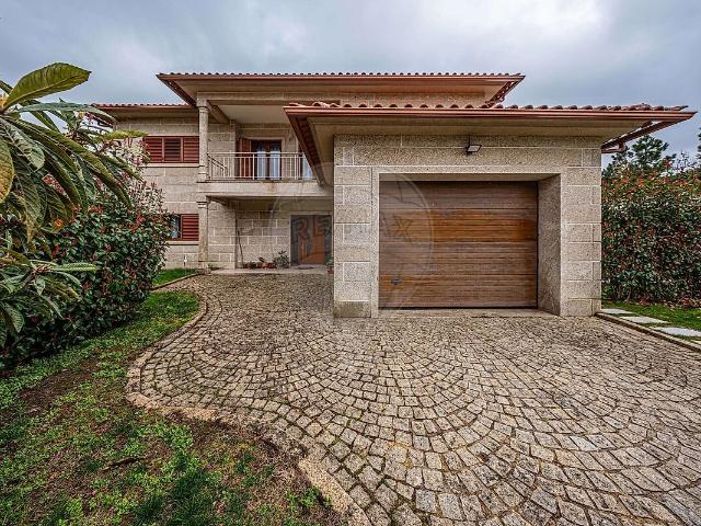 Casa venda em Vila Nova de Paiva, Vila Nova de Paiva, Alhais e Fráguas