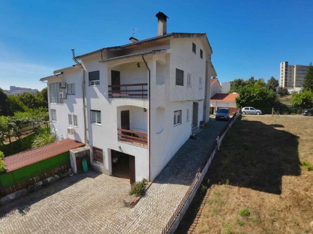 Casa venda em Lugar do Tojal, Vila Real