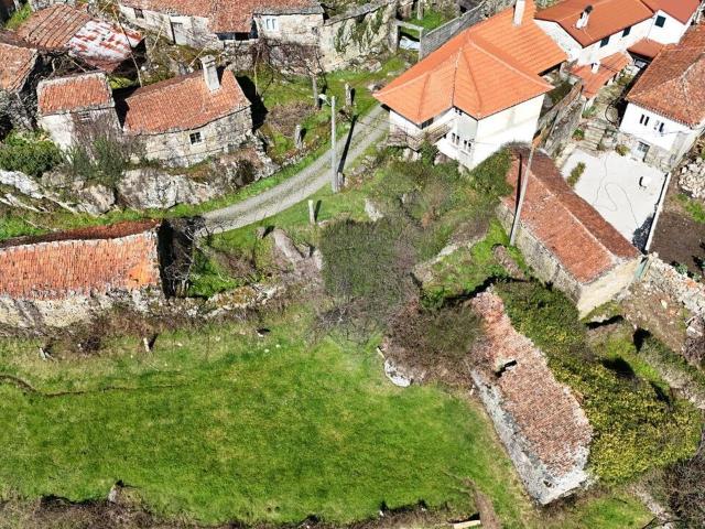 Casa venda em Alcofra, Viseu