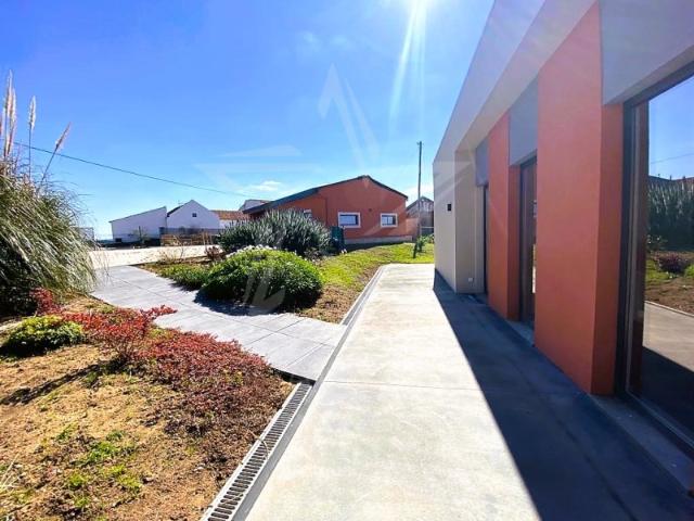 Casa venda em Carvalhal Benfeito, Caldas Da Rainha