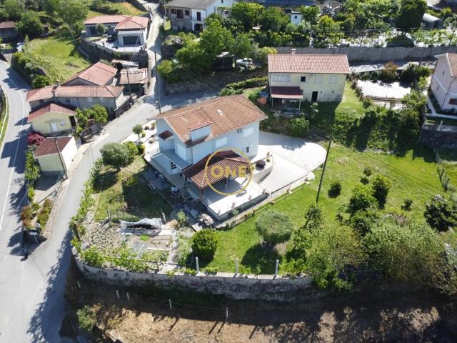 Casa venda em São Pantaleão, Covas