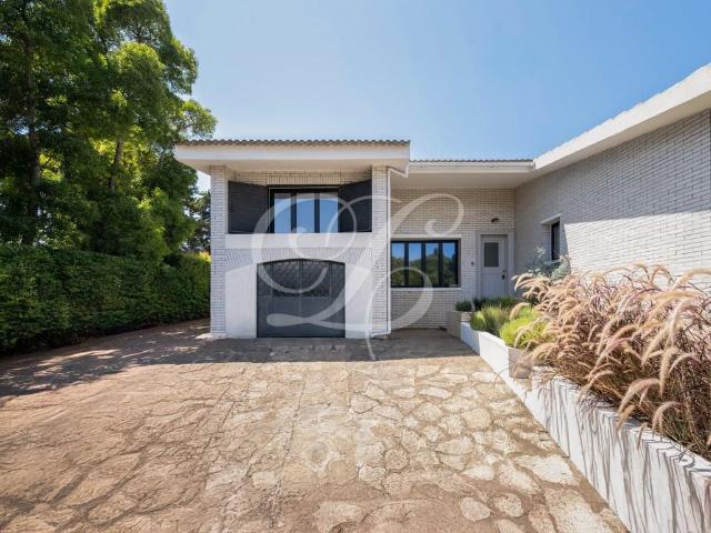 Vivenda venda em Núcleo Urbano Histórico de Birre, Cascais