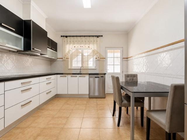 Casa venda em Bombarral, Leiria