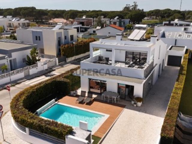 Casa venda em Azeitão (São Lourenço e São Simão), Setúbal