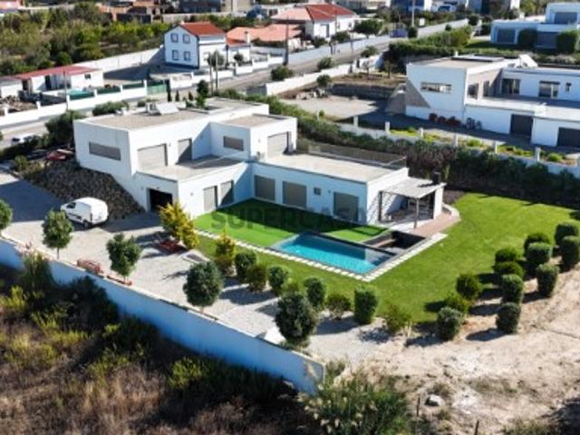 Casa venda em Peniche, Leiria