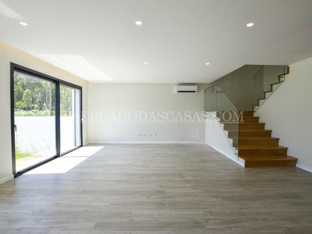 Casa venda em Anta, Aveiro