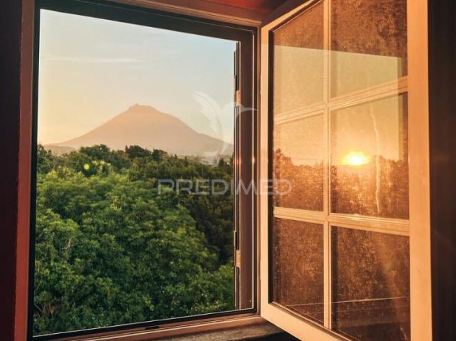 Casa venda em Açores, Madalena