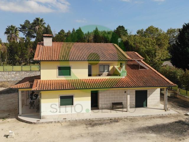 Casa venda em Argeriz, Vila Real