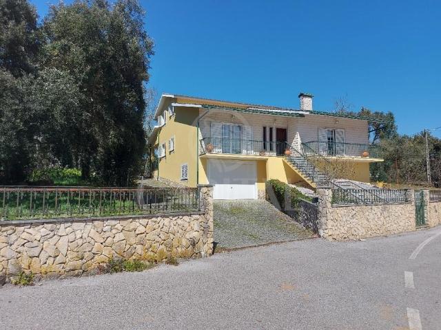Casa venda em Arganil, Sarzedo