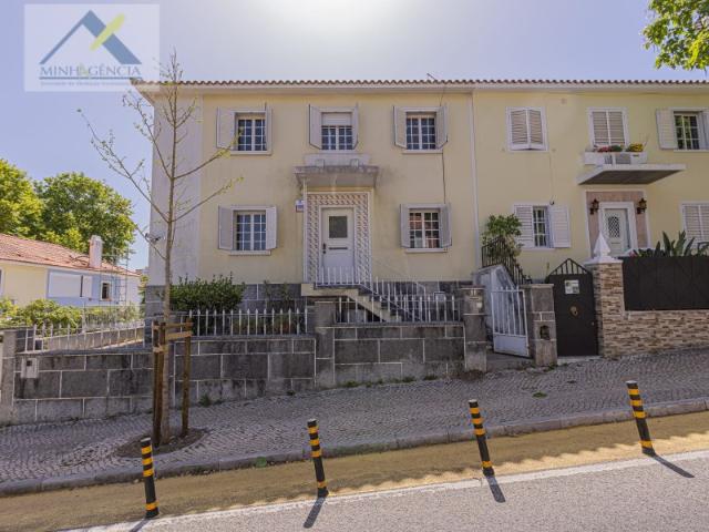 Casa venda em Bairro de Santa Cruz de Benfica, Lisboa