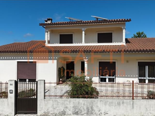 Casa venda em Alcobaça, Leiria