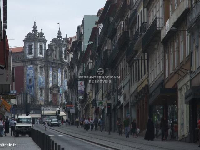 Casa venda em Porto, Lordelo Do Ouro