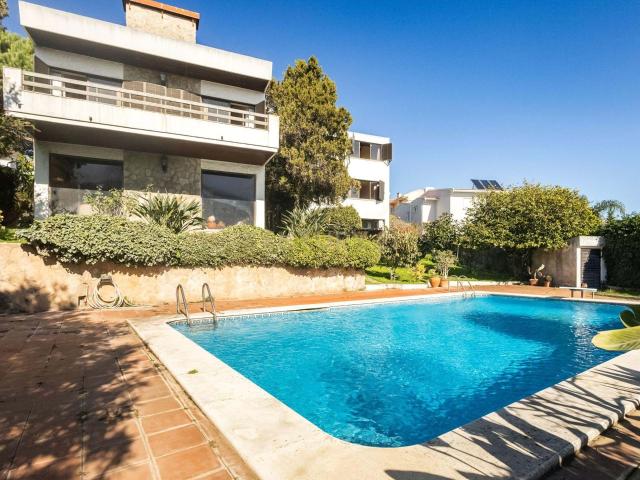 Casa venda em Alfragide