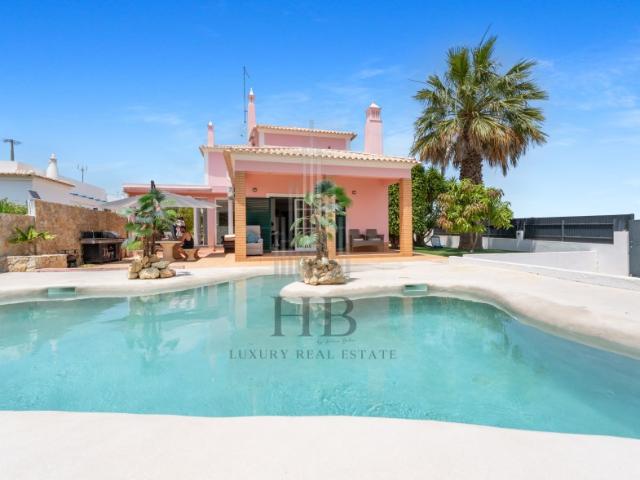 Casa venda em Armação De Pêra, Faro