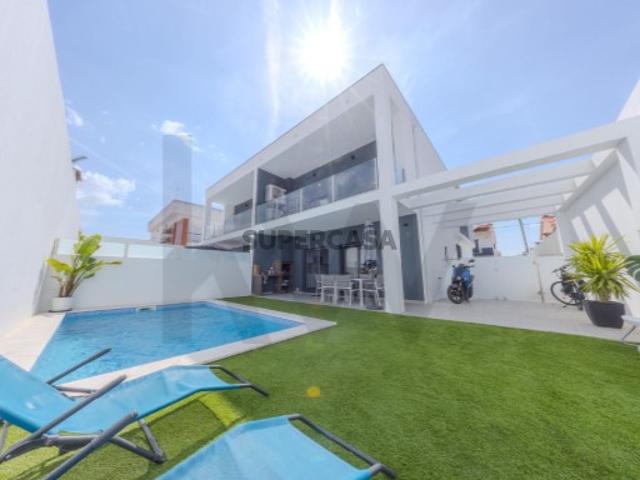 Casa venda em Seixal, Fernão Ferro