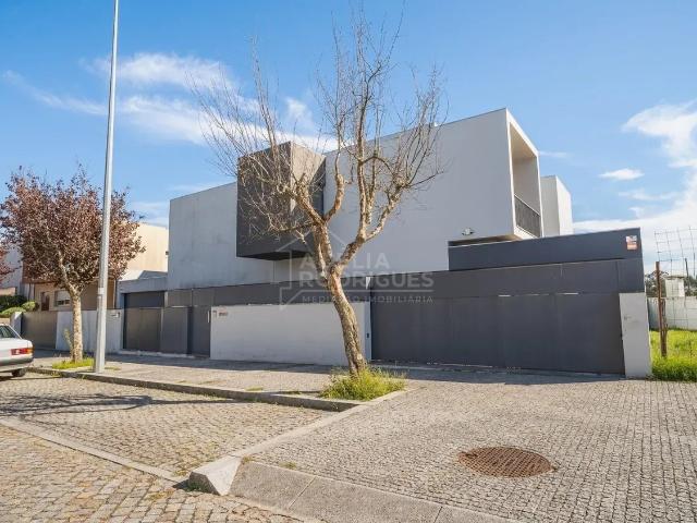 Casa venda em Calquim, Castêlo da Maia