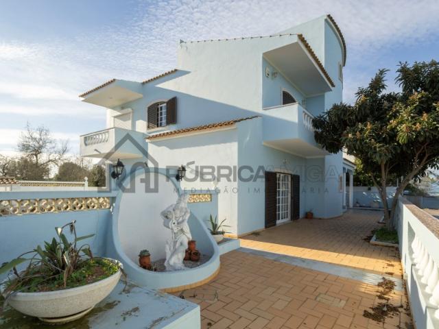 Casa venda em Urbanização Joaquim Salvador Mendes, Olhão