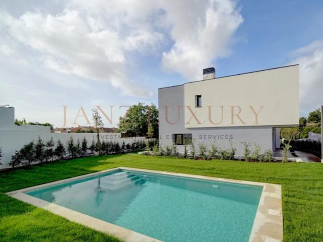 Casa venda em Quinta de São Martinho, Cascais