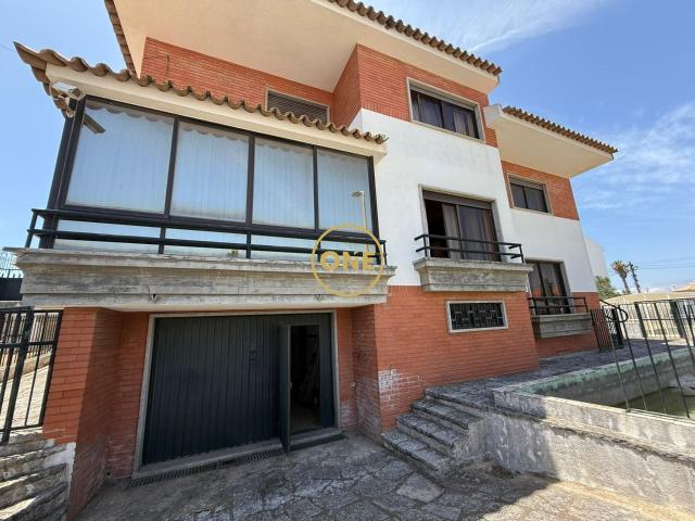 Casa venda em Bairro das Caixas, Parede