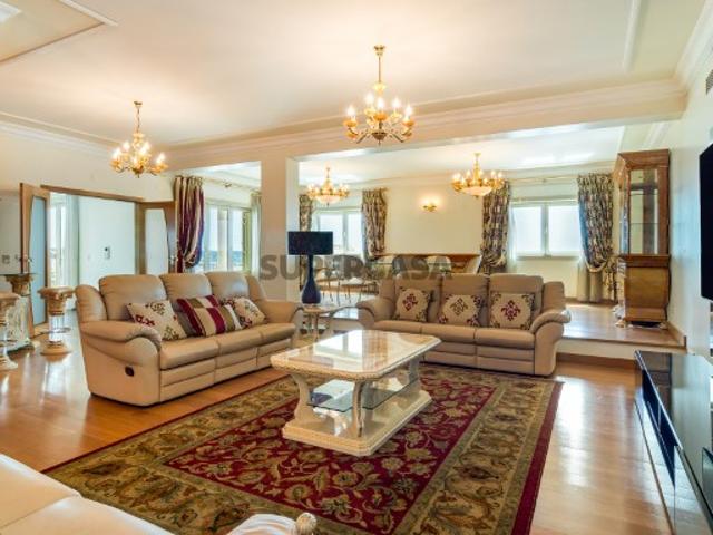Casa venda em Alfragide, Amadora