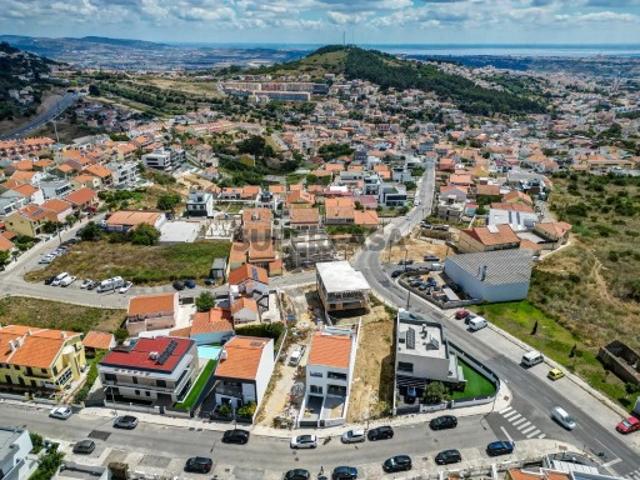 Casa venda em Bairro dos CTT, Odivelas