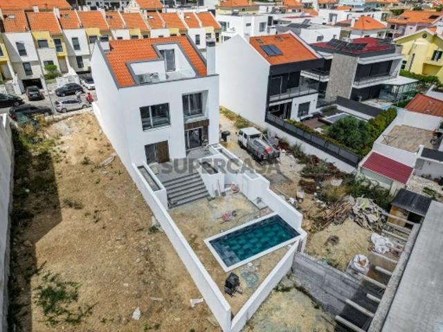 Casa venda em Bairro dos CTT, Odivelas