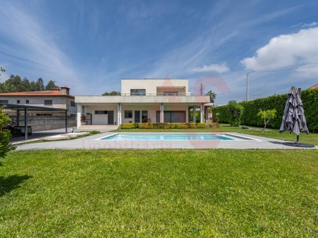 Casa venda em Santo Tirso, Porto