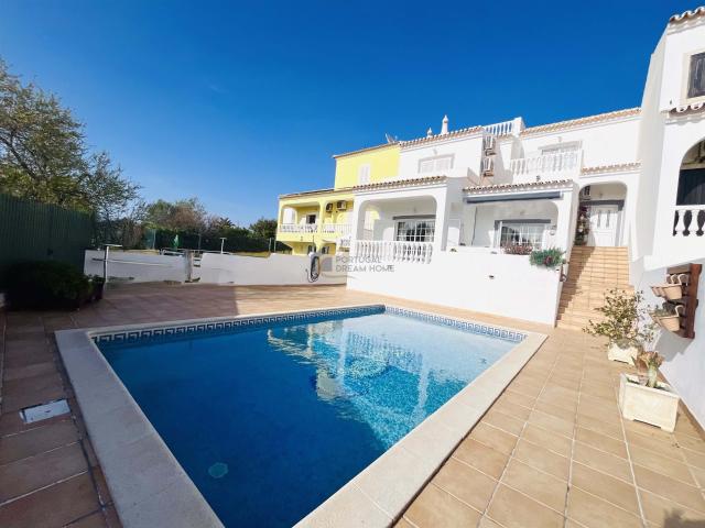 Vivenda venda em Albufeira e Olhos de Água, Albufeira