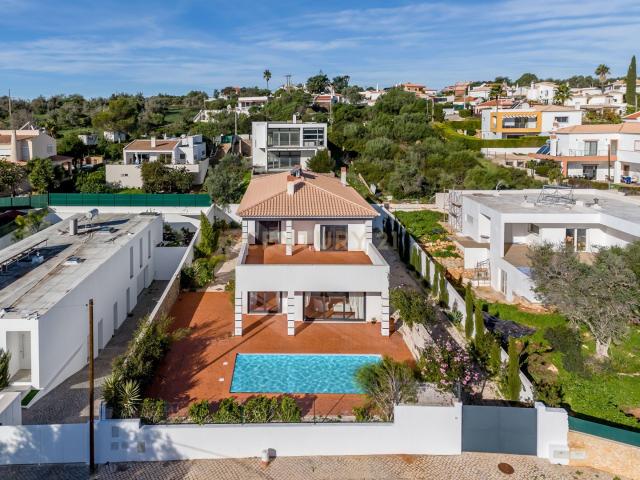 Casa venda em Monte Canelas, Portimão