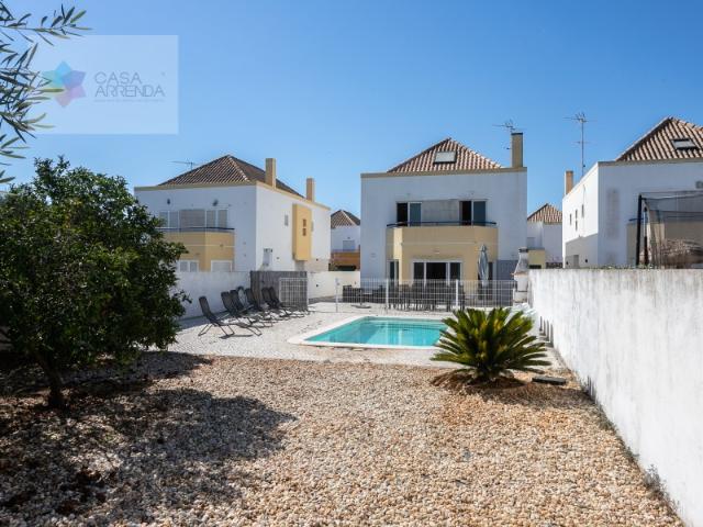 Casa alugar em Urbanização Casas da Ria, Tavira