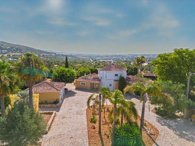Vivenda venda em Faro