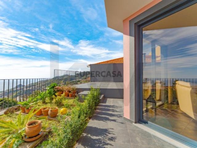 Casa venda em Estreito de Câmara de Lobos, Câmara De Lobos