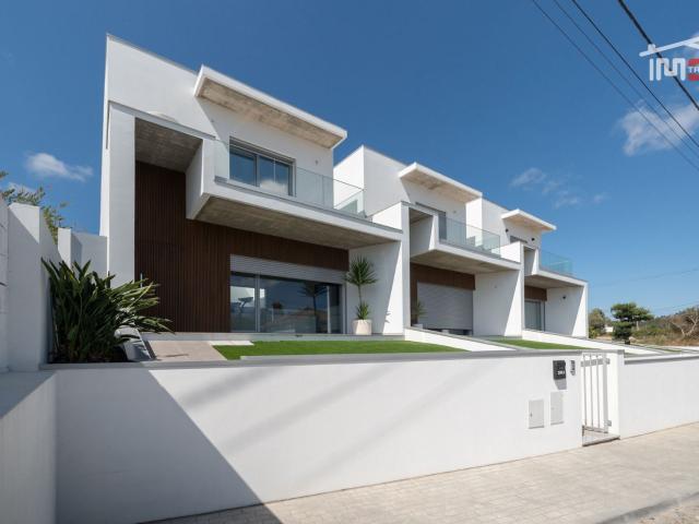 Casa venda em Casal dos Maios, Leiria