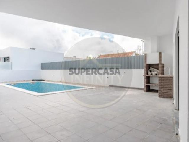 Casa venda em Azeitão (São Lourenço e São Simão), Setúbal