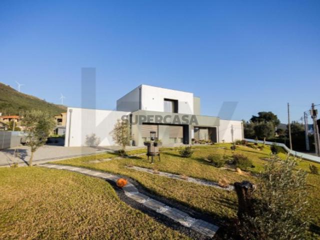 Casa venda em Marecos, Porto