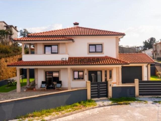 Casa venda em Celorico De Basto, Braga