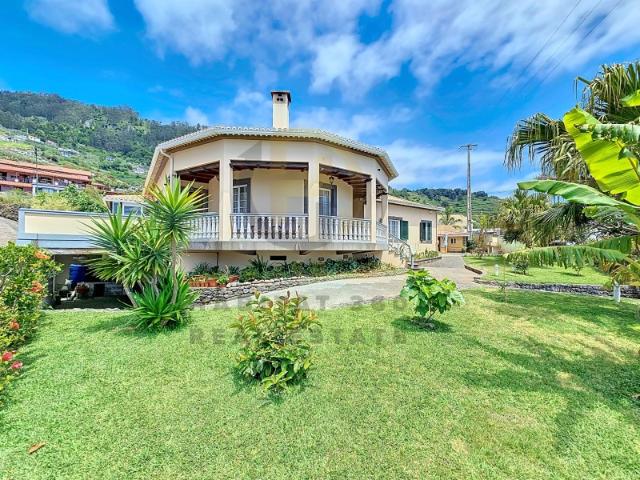 Casa venda em Arco Da Calheta, Ladeira e Lamaceiros