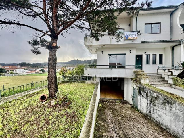 Casa venda em Sande (São Martinho), Guimarães