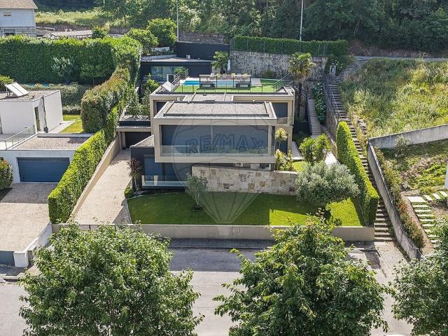Casa venda em Mesão Frio, Guimarães