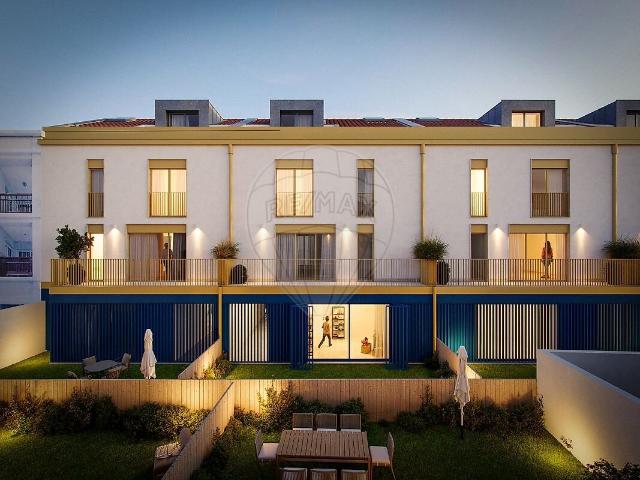 Casa venda em Núcleo Urbano Histórico de Paço de Arcos, Oeiras