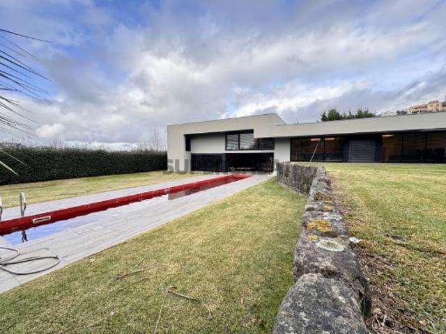 Casa venda em Burgães, Santo Tirso