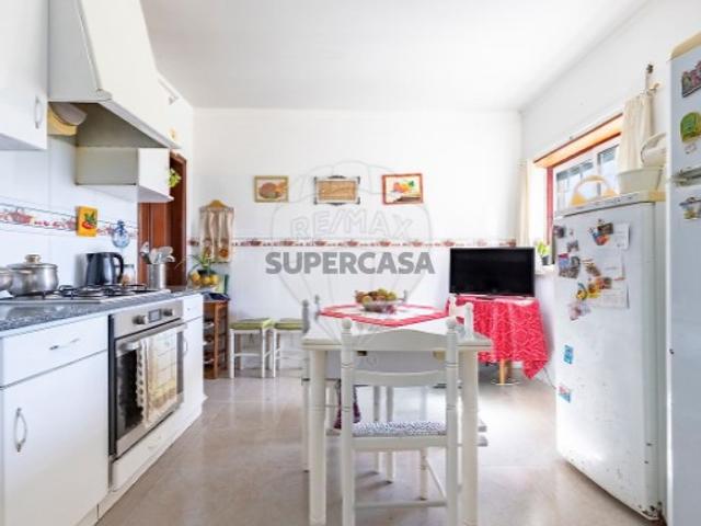 Casa venda em Bombardeira, Torres Vedras