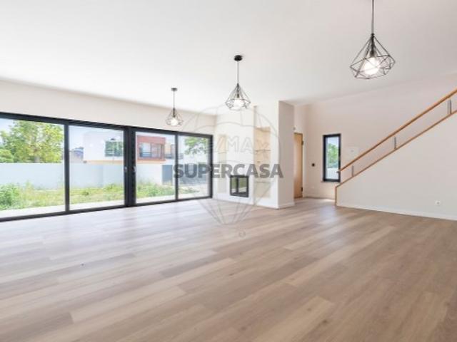 Casa venda em A dos Cunhados, Torres Vedras