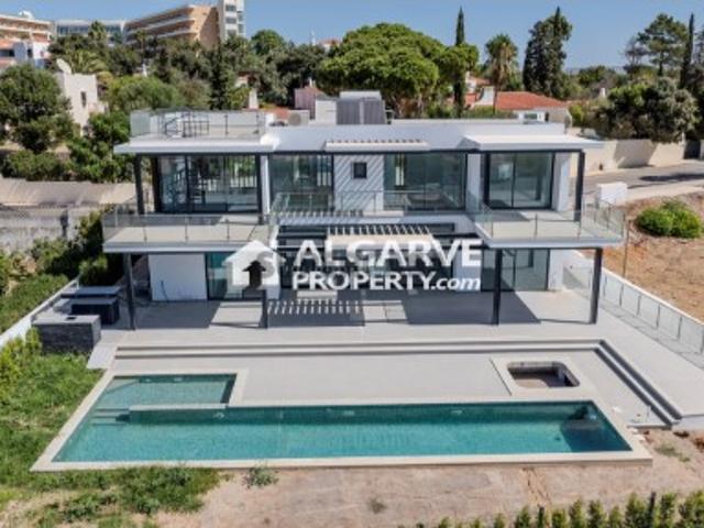 Casa venda em Albufeira e Olhos de Água, Albufeira