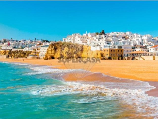 Casa venda em Albufeira e Olhos de Água, Albufeira